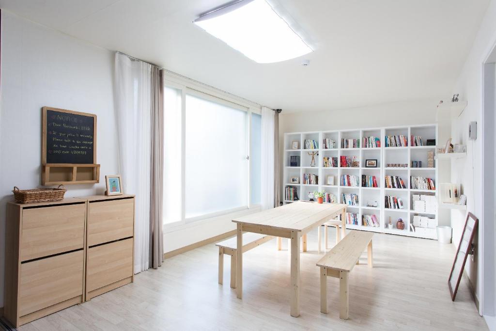Issue Guest house Seoul