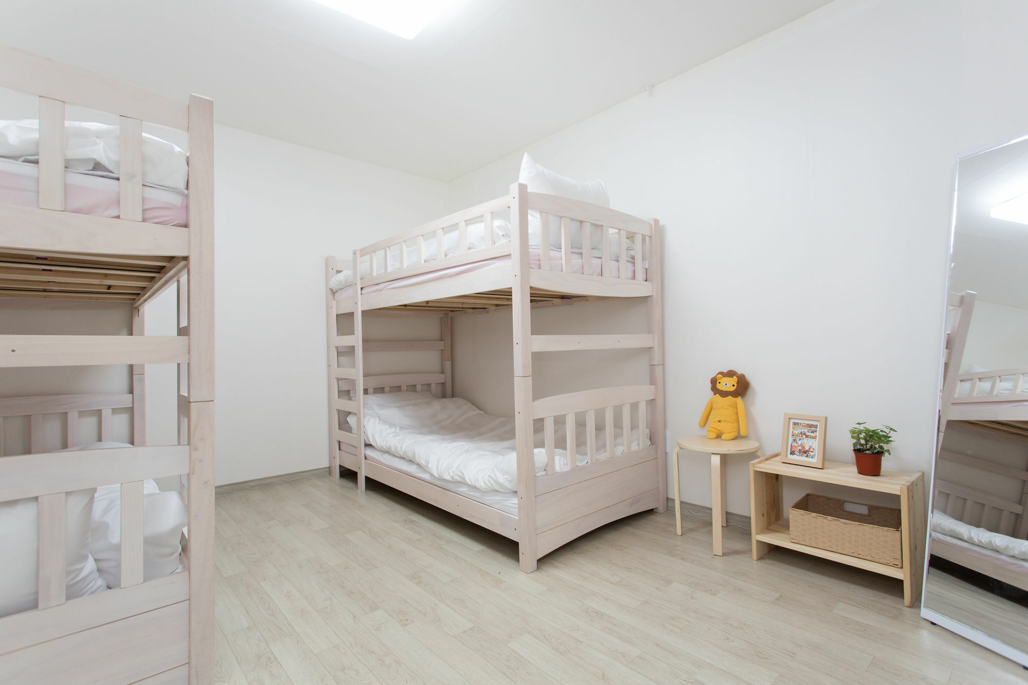 Issue Guest house